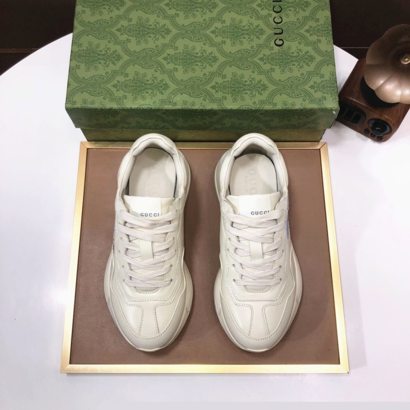 G*u*i casual shoes